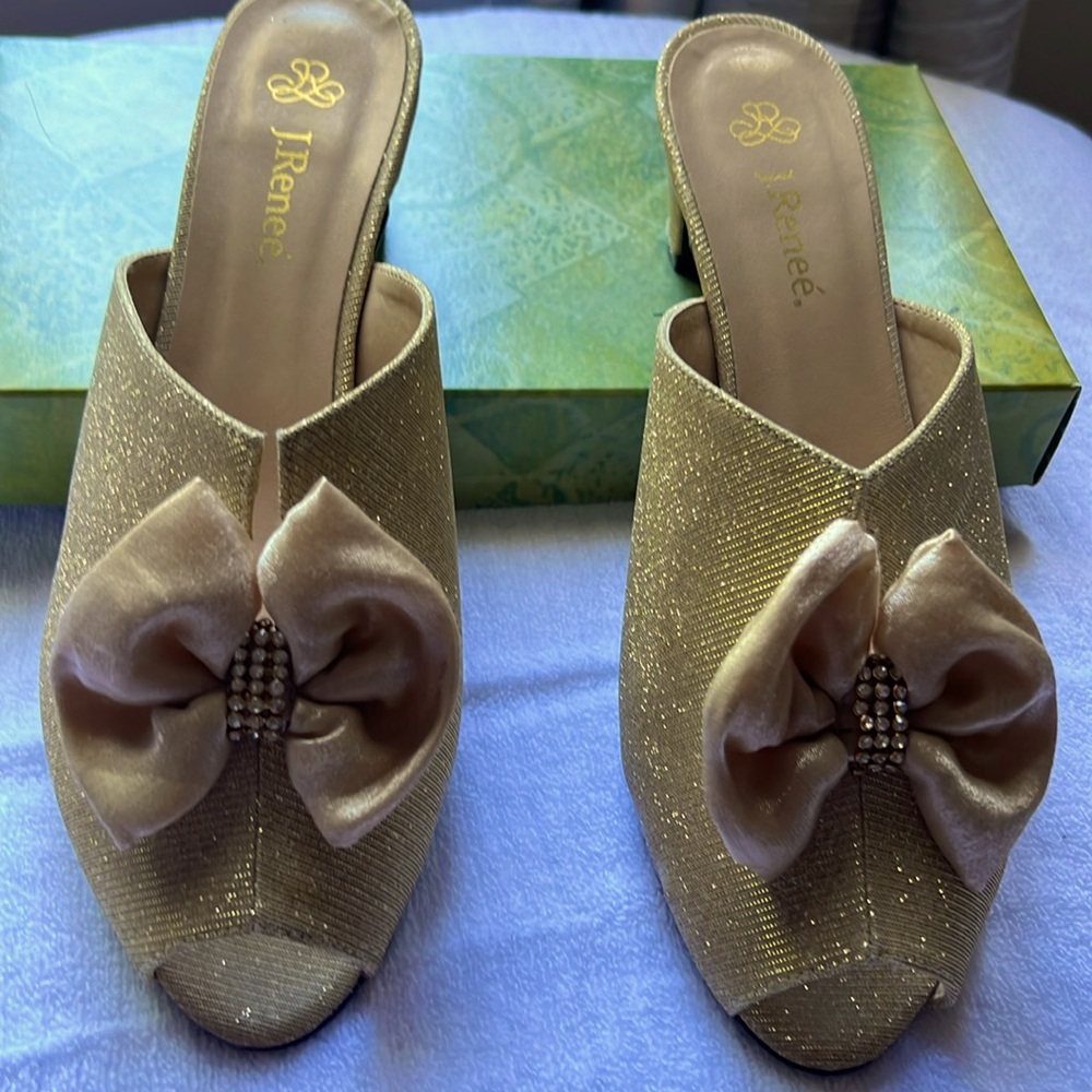 J Renee’ evening shoes wear to wedding or special occasion.